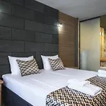 Brentas Hotel Tsigov Chark
