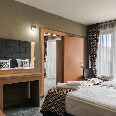 Brentas 4* Tsigov Chark