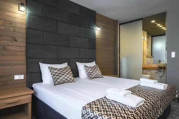 Brentas Hotel Tsigov Chark